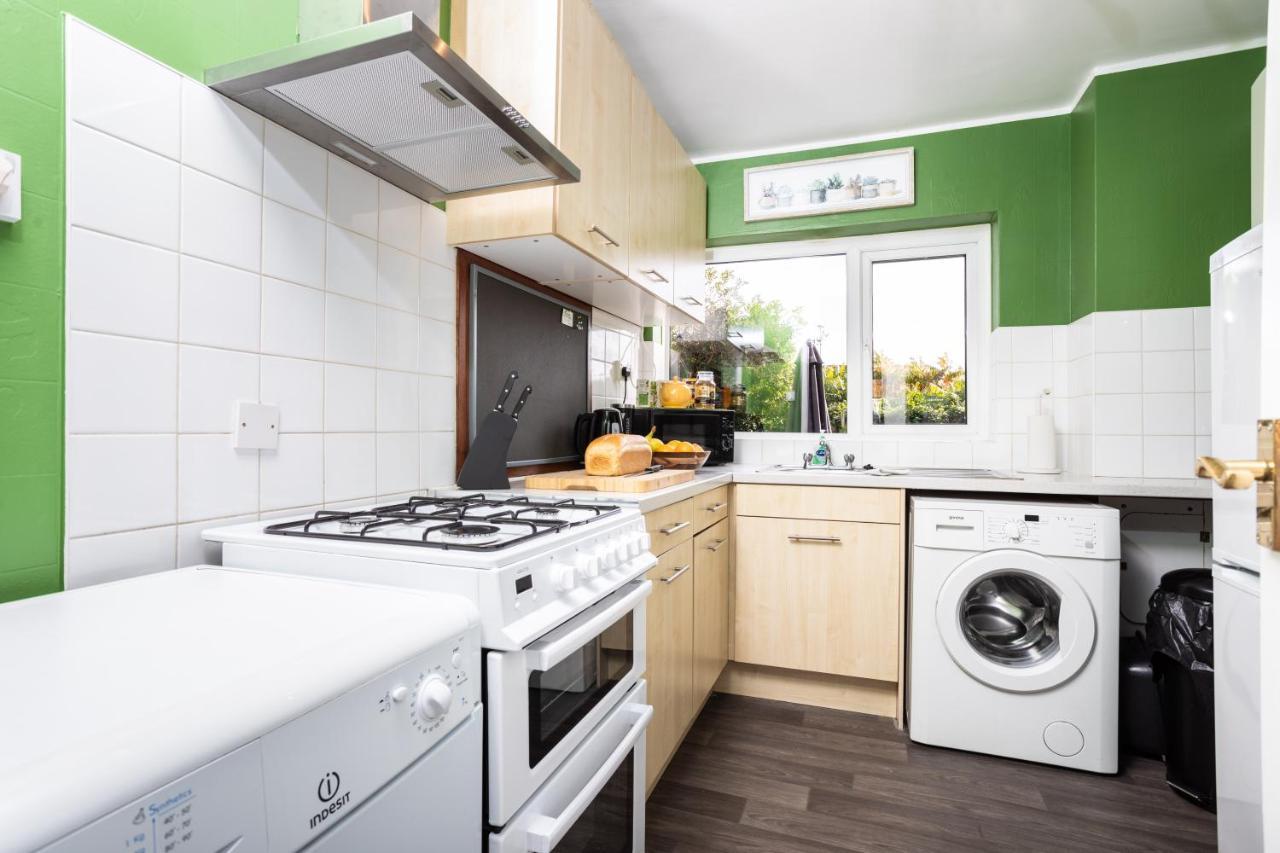 Perfect For Contractors - Canterbury - Free Parking - Ultra Wifi エクステリア 写真
