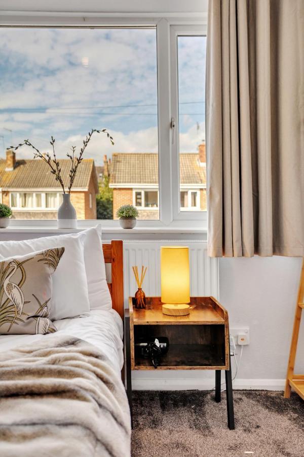 Perfect For Contractors - Canterbury - Free Parking - Ultra Wifi エクステリア 写真