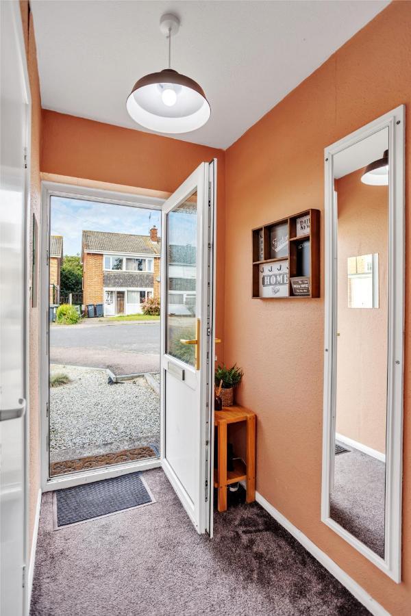 Perfect For Contractors - Canterbury - Free Parking - Ultra Wifi エクステリア 写真